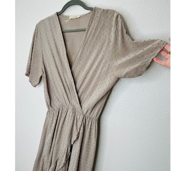 Alice Rinaldi Taupe Tonal Polka Dot Short Sleeve Faux Wrap Ruffle Dress M - Picture 4 of 13